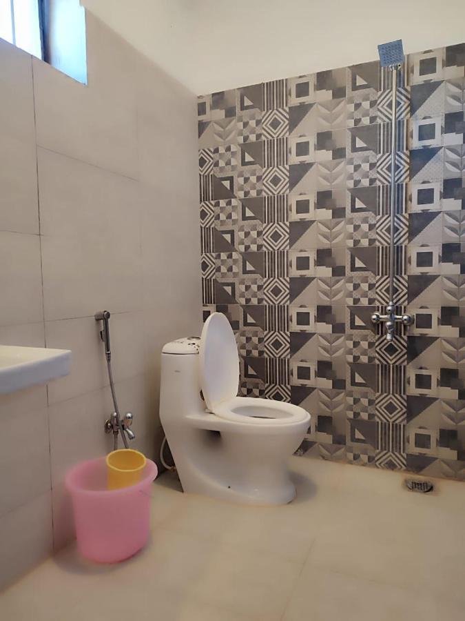 Lavish Residency Guest House Fasial Town 拉瓦尔品第 外观 照片