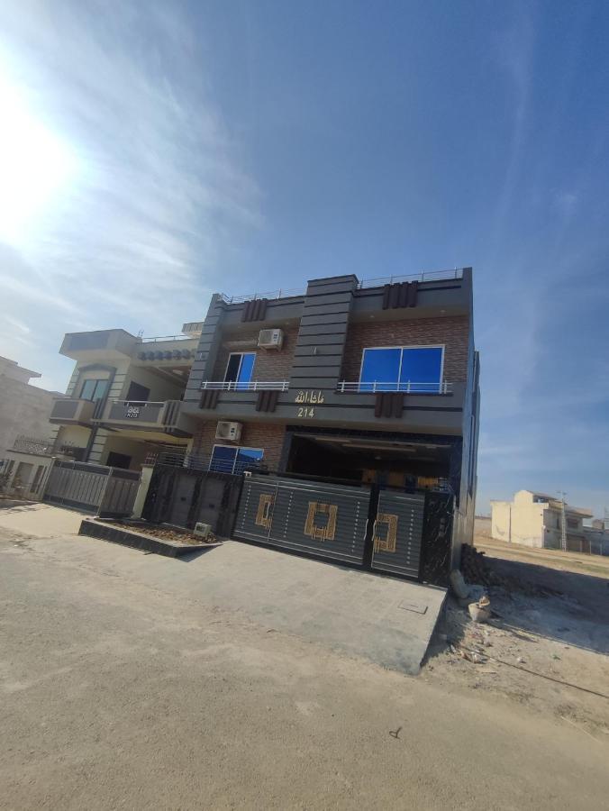 Lavish Residency Guest House Fasial Town 拉瓦尔品第 外观 照片